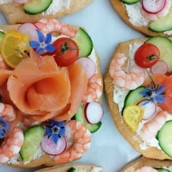 Logo B . Bach Traiteur SARL